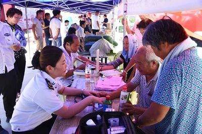 媒體看界首 | 農民日報 健康咨詢惠民生，筑牢鄉村振興健康基石